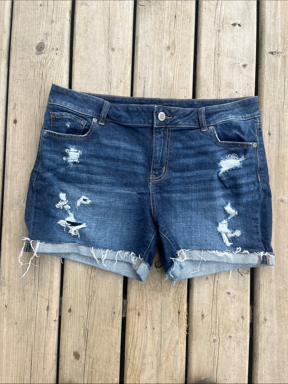 Maurices Dark Blue Distressed Denim Shorts Size 16